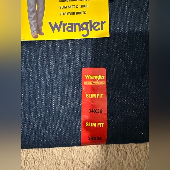 Brand New Cowboy Cut Wrangler Jeans - Picture 5 of 5